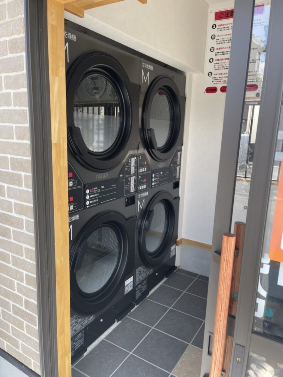 コインランドリー内観 コインランドリー内観
