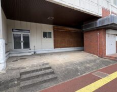１階倉庫前 (外観)