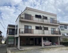 清川アパート 302号室